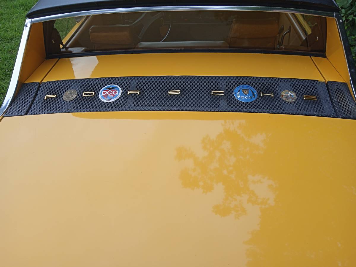 Porsche-914-1975-yellow-9