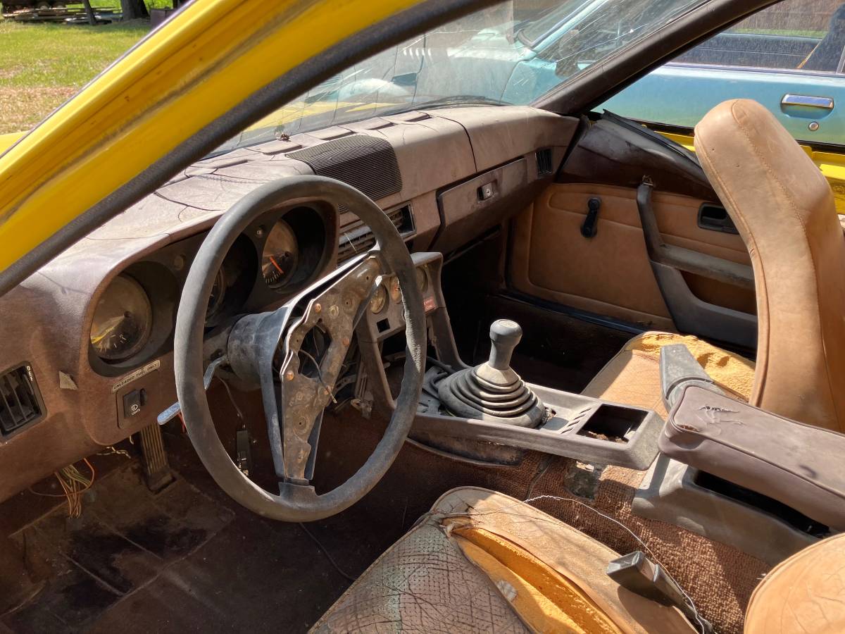 Porsche-924-1976-12