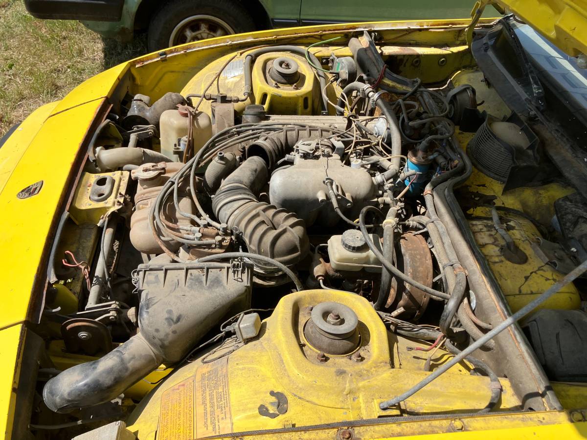 Porsche-924-1976-13