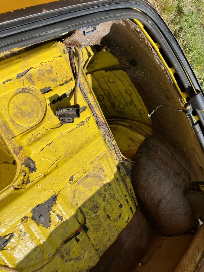 Porsche-924-1976-18
