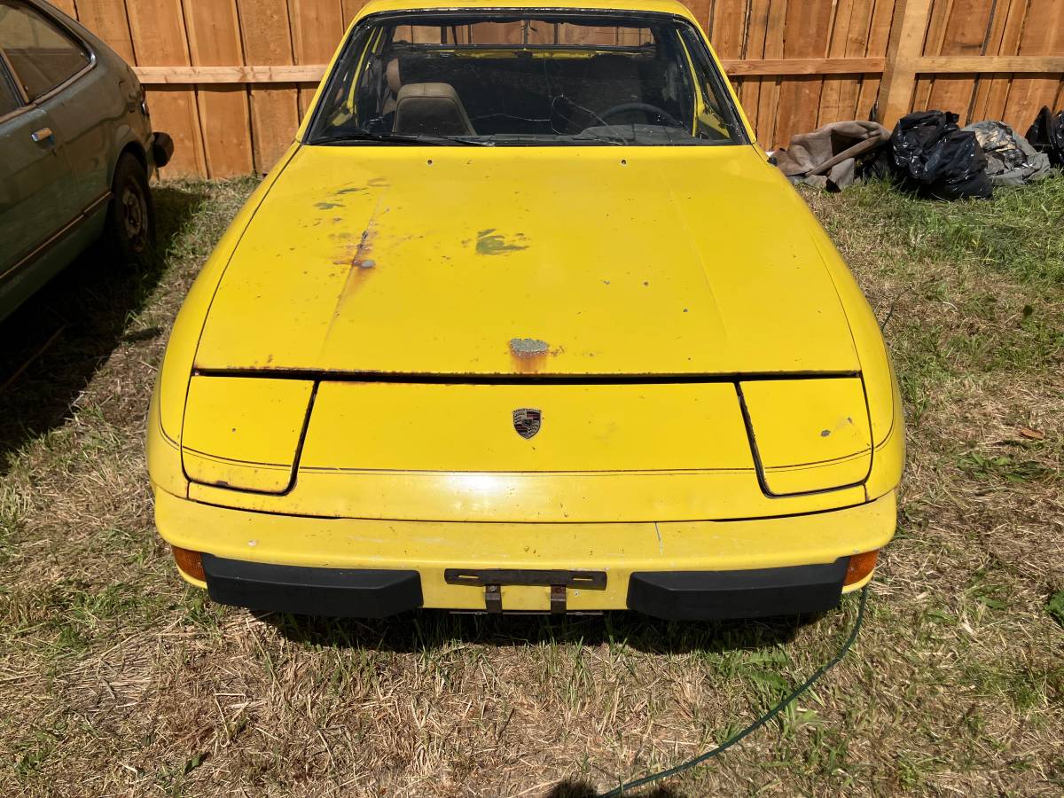Porsche-924-1976-2
