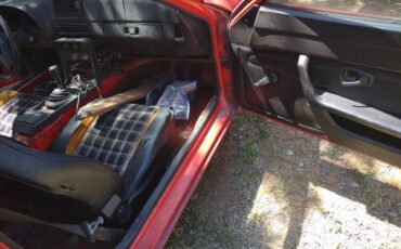 Porsche-924-1977-13