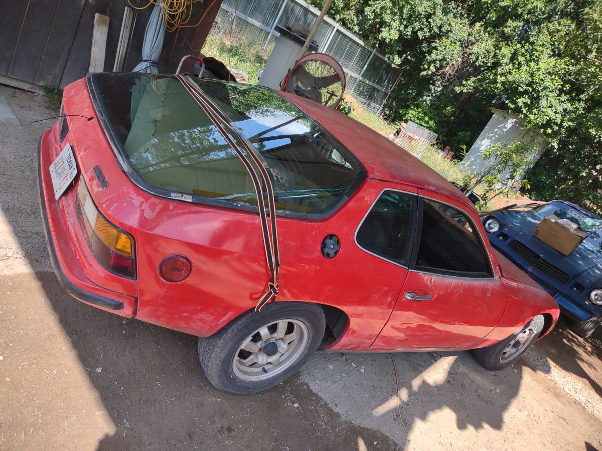 Porsche-924-1977-15
