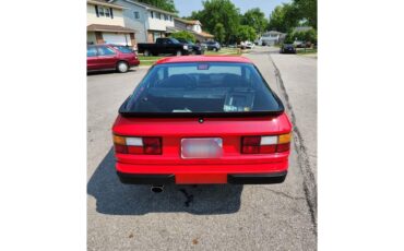Porsche-924-1987-Red-Black-2