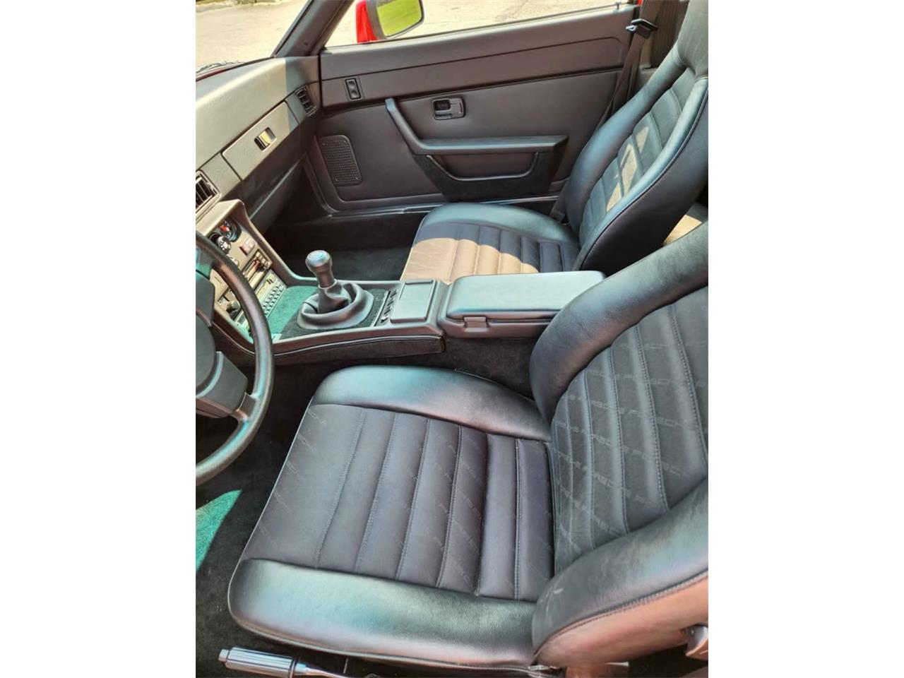 Porsche-924-1987-Red-Black-5