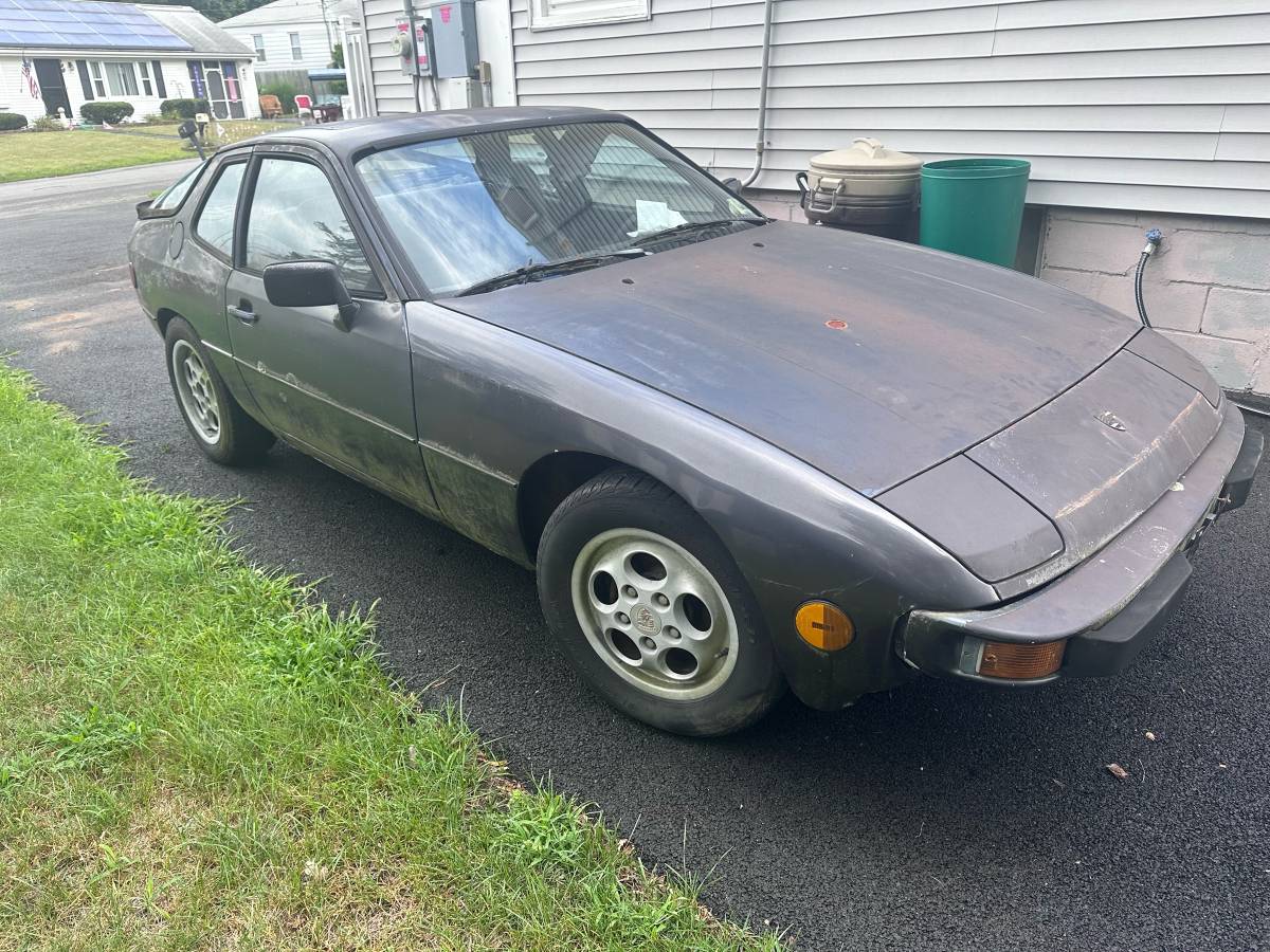 Porsche-924-1987-black-1