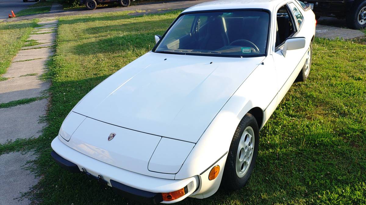 Porsche-924-1987-white-4