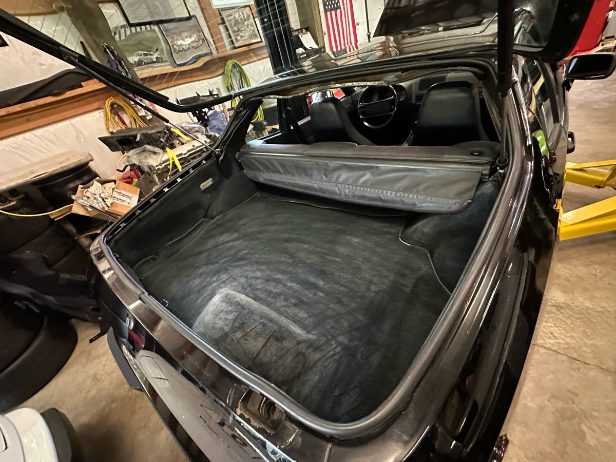 Porsche-924-s-1987-black-11