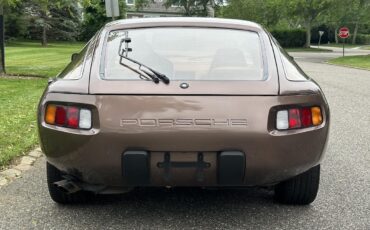 Porsche-928-1978-13