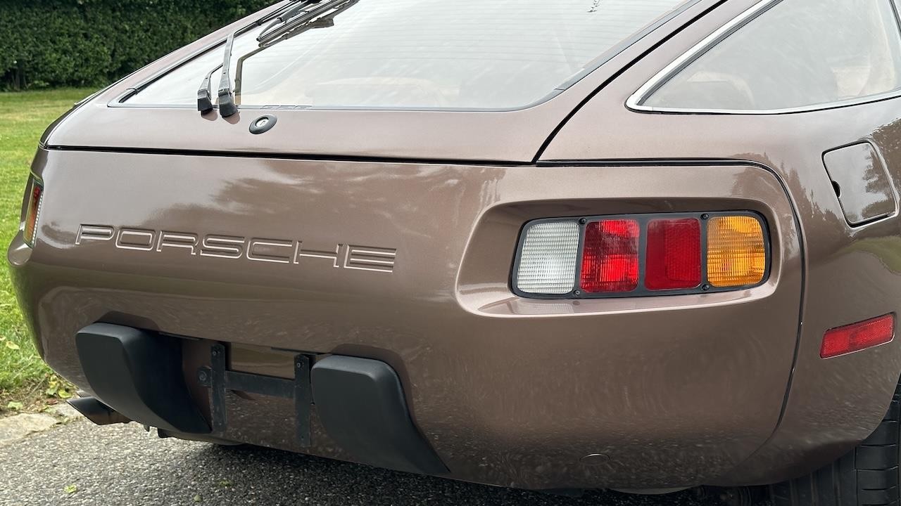 Porsche-928-1978-15