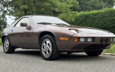 Porsche-928-1978-21