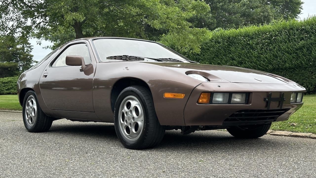 Porsche-928-1978-21