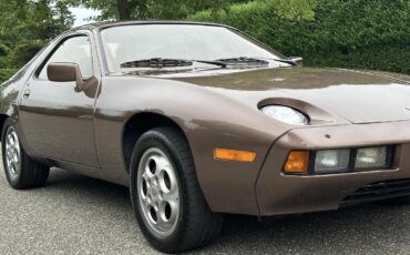 Porsche-928-1978-22