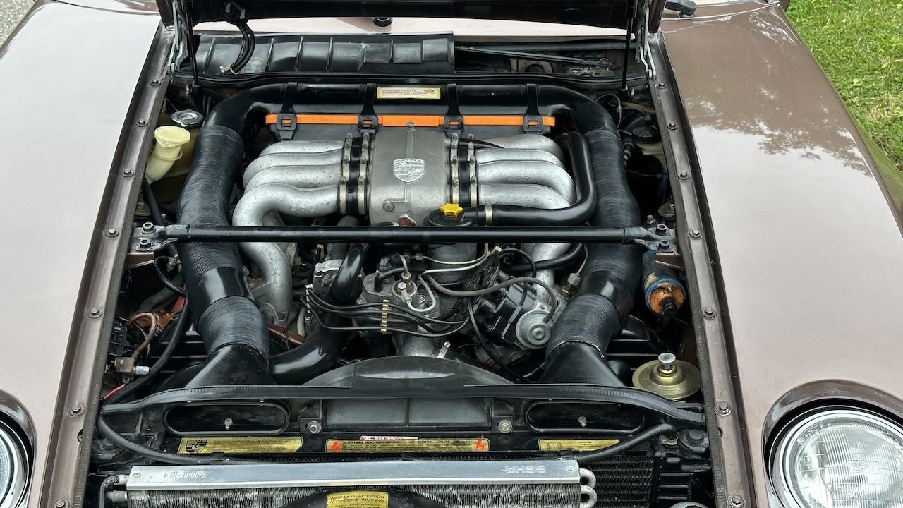 Porsche-928-1978-37