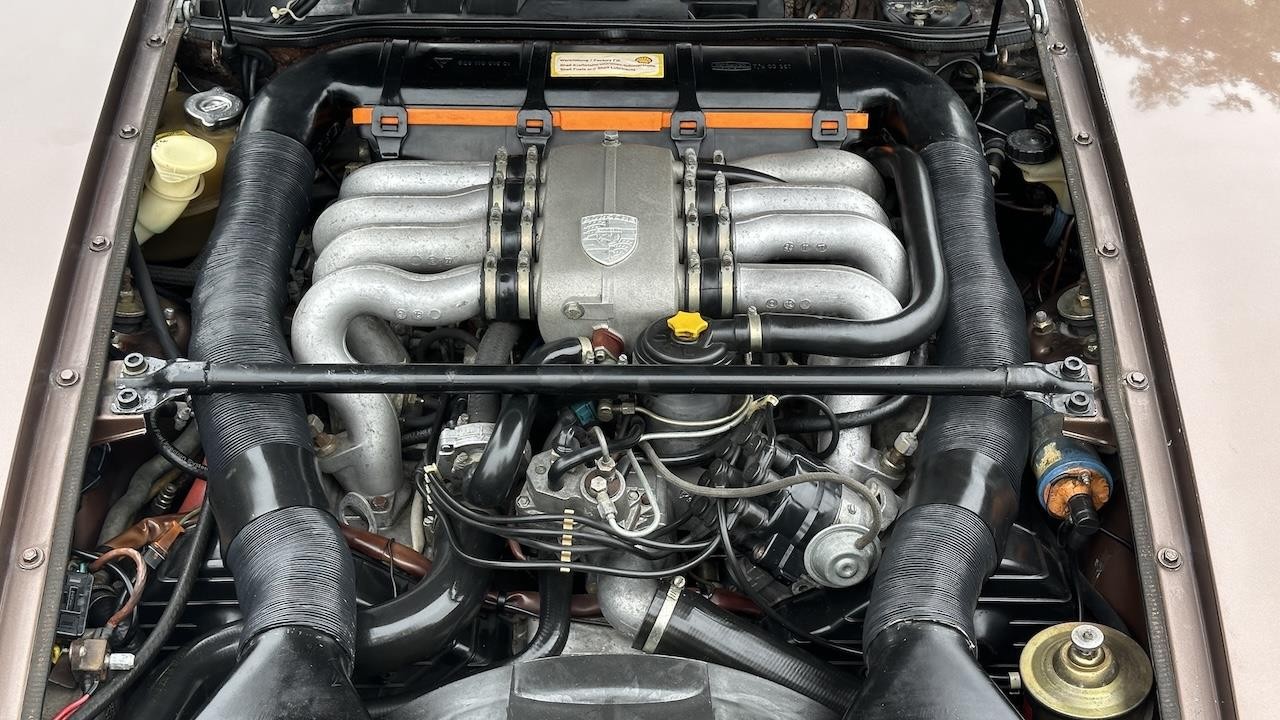 Porsche-928-1978-38