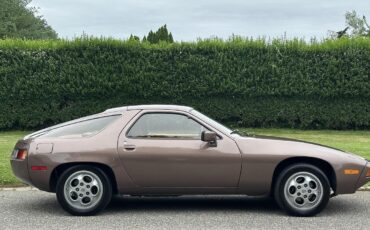Porsche-928-1978-8