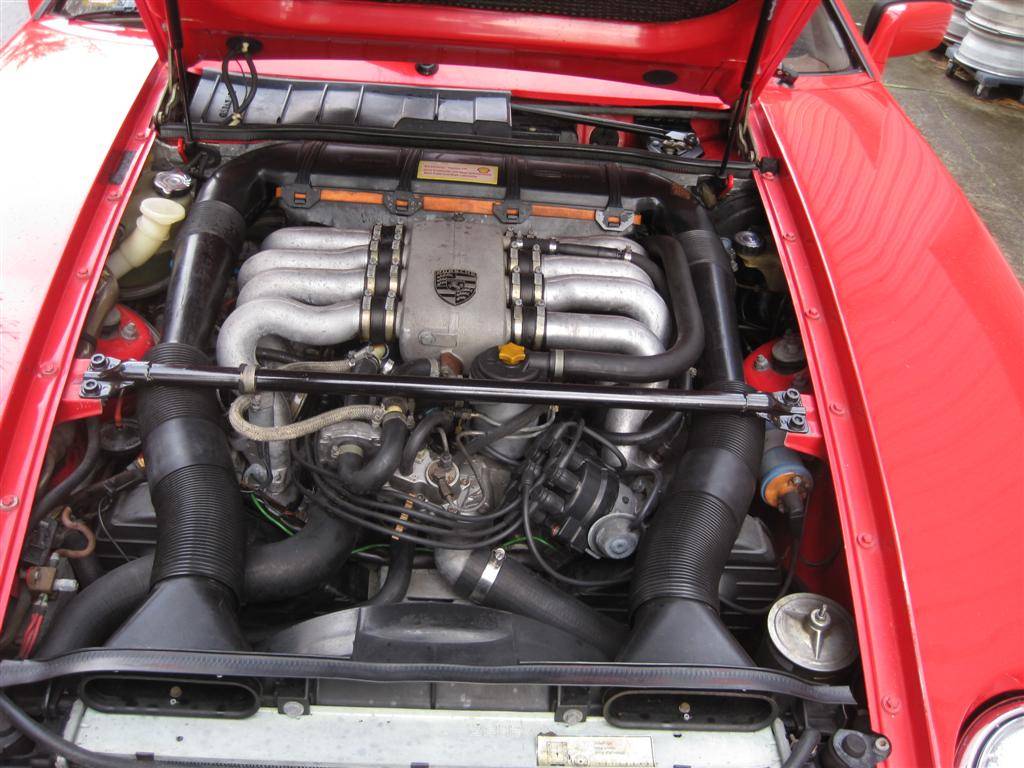 Porsche-928-1979-red-12