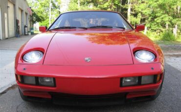 Porsche-928-1979-red-5