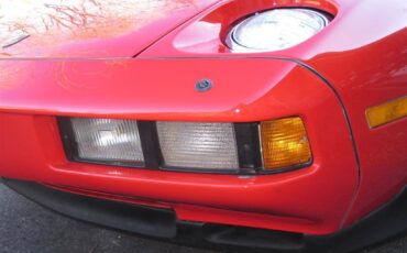 Porsche-928-1979-red-8