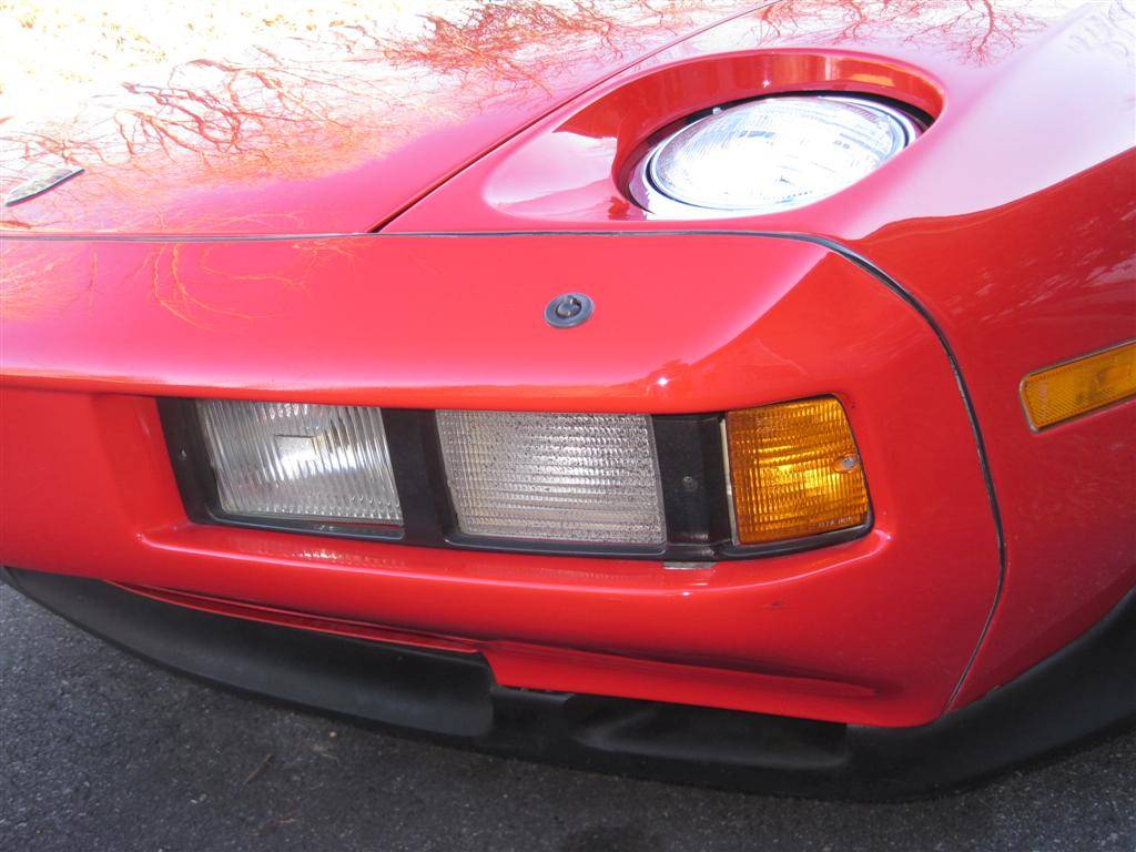Porsche-928-1979-red-8