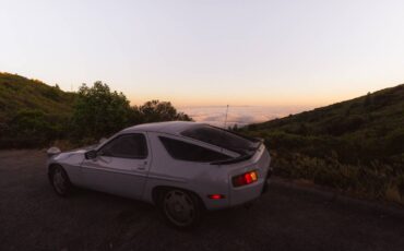 Porsche-928-1981-6