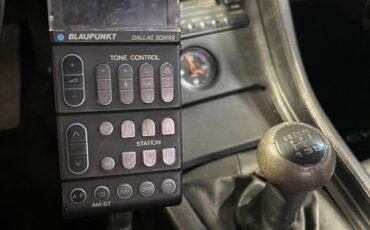 Porsche-928-1981-Hatchback-21