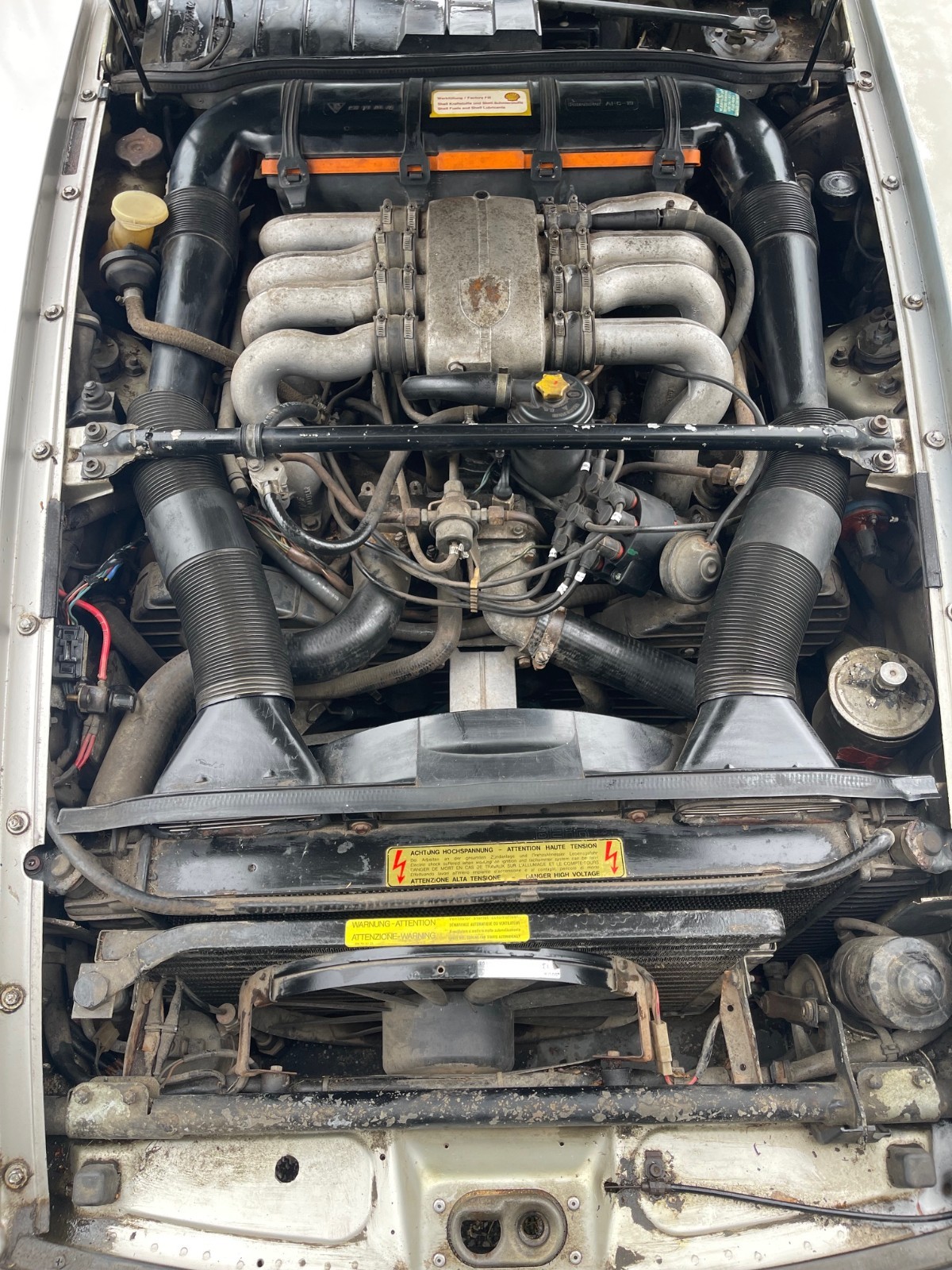 Porsche-928-1981-Hatchback-22