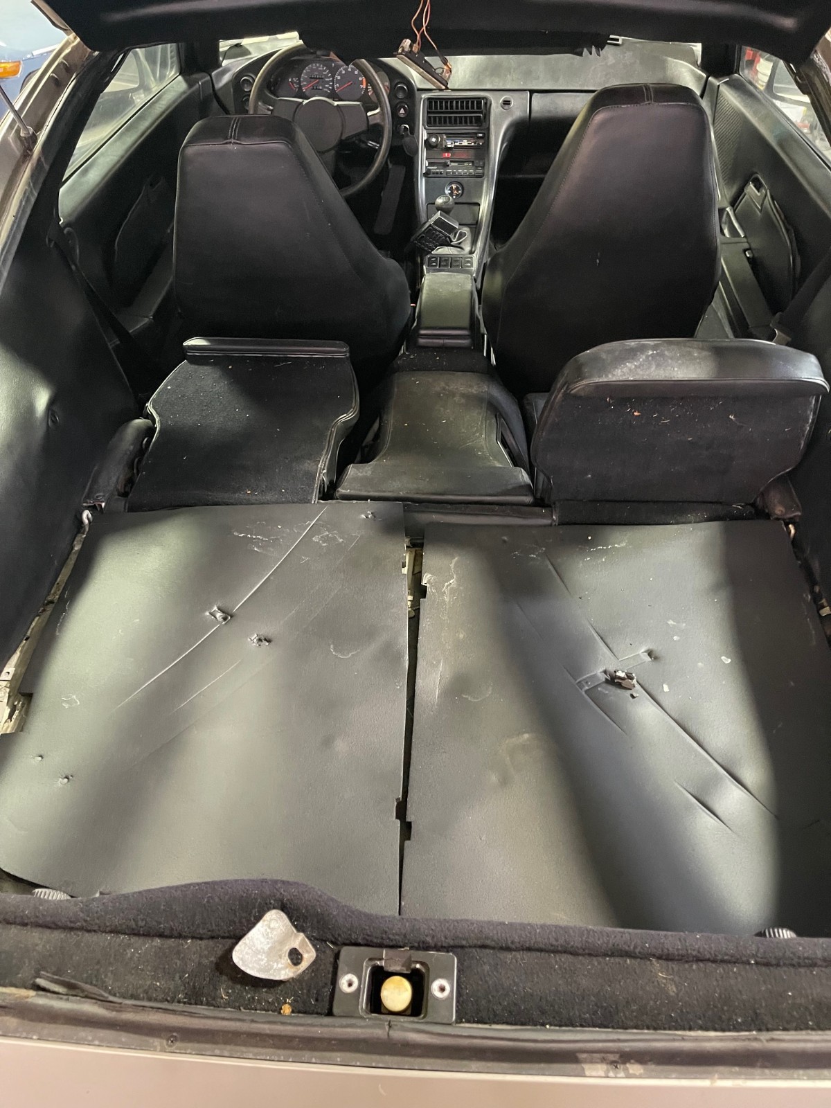 Porsche-928-1981-Hatchback-25