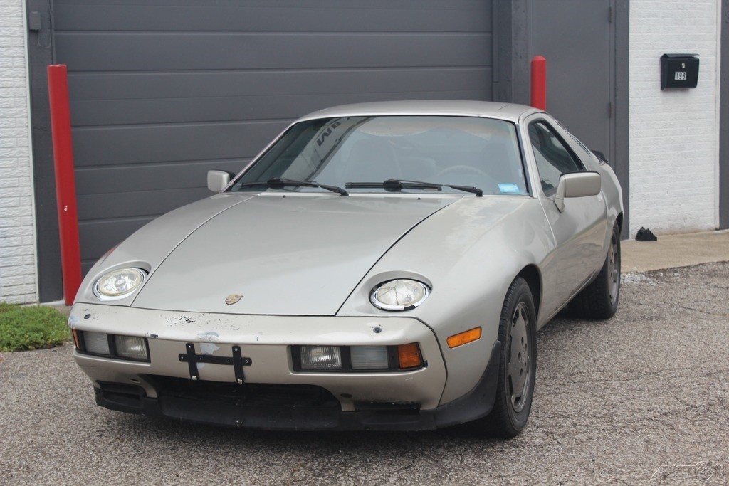 Porsche 928 1981 Hatchback