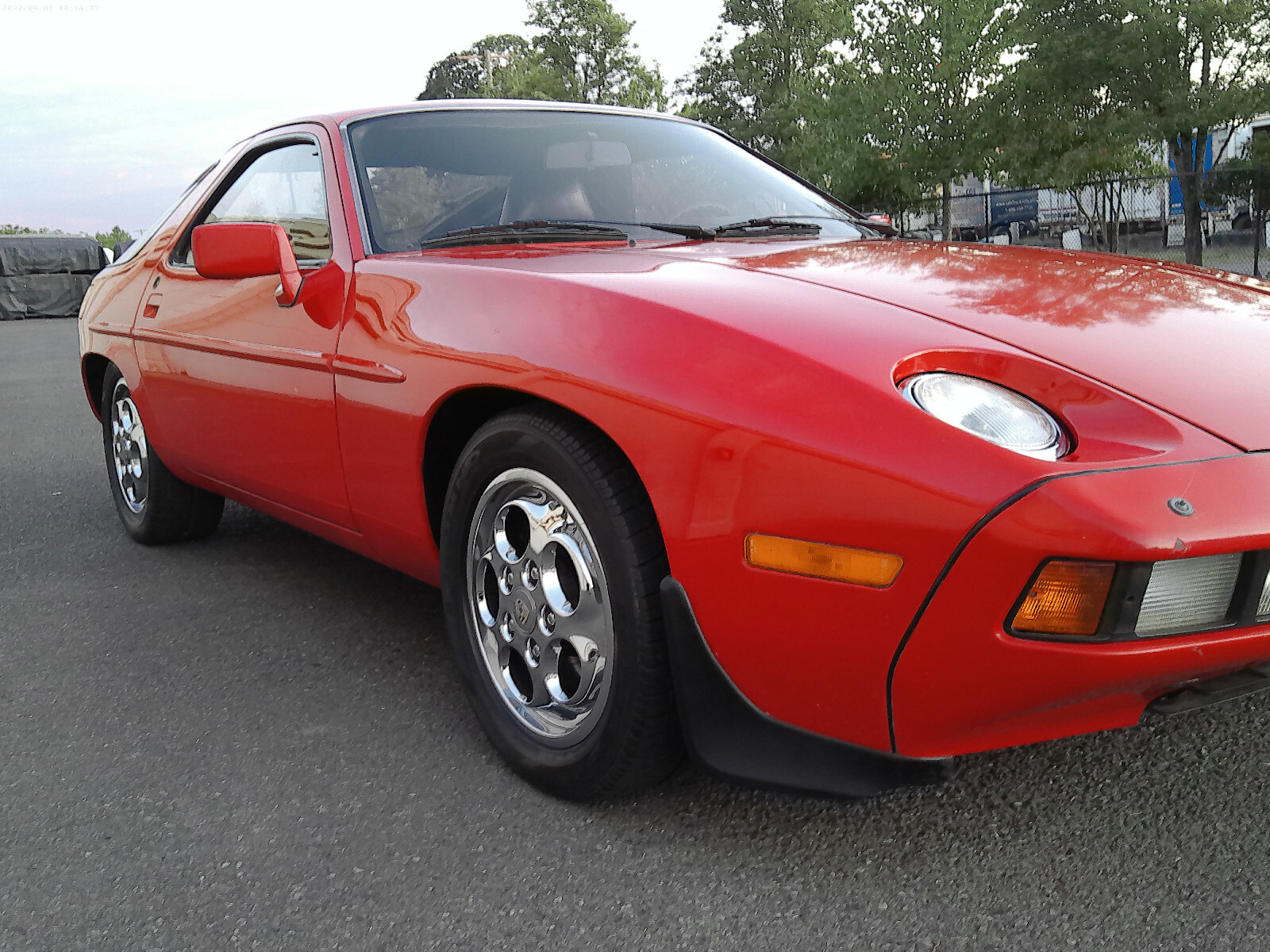 Porsche-928-1982-Coupe-1