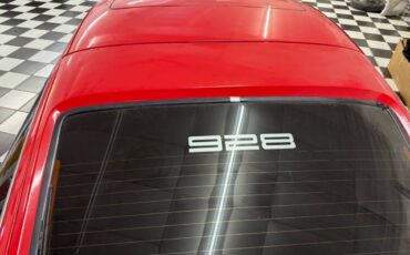 Porsche-928-1982-red-16