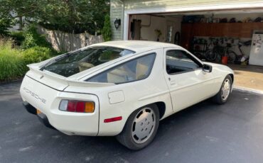 Porsche-928-1983-white