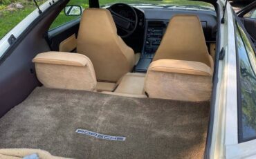 Porsche-928-1983-white-5