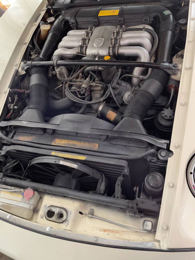 Porsche-928-1983-white-9