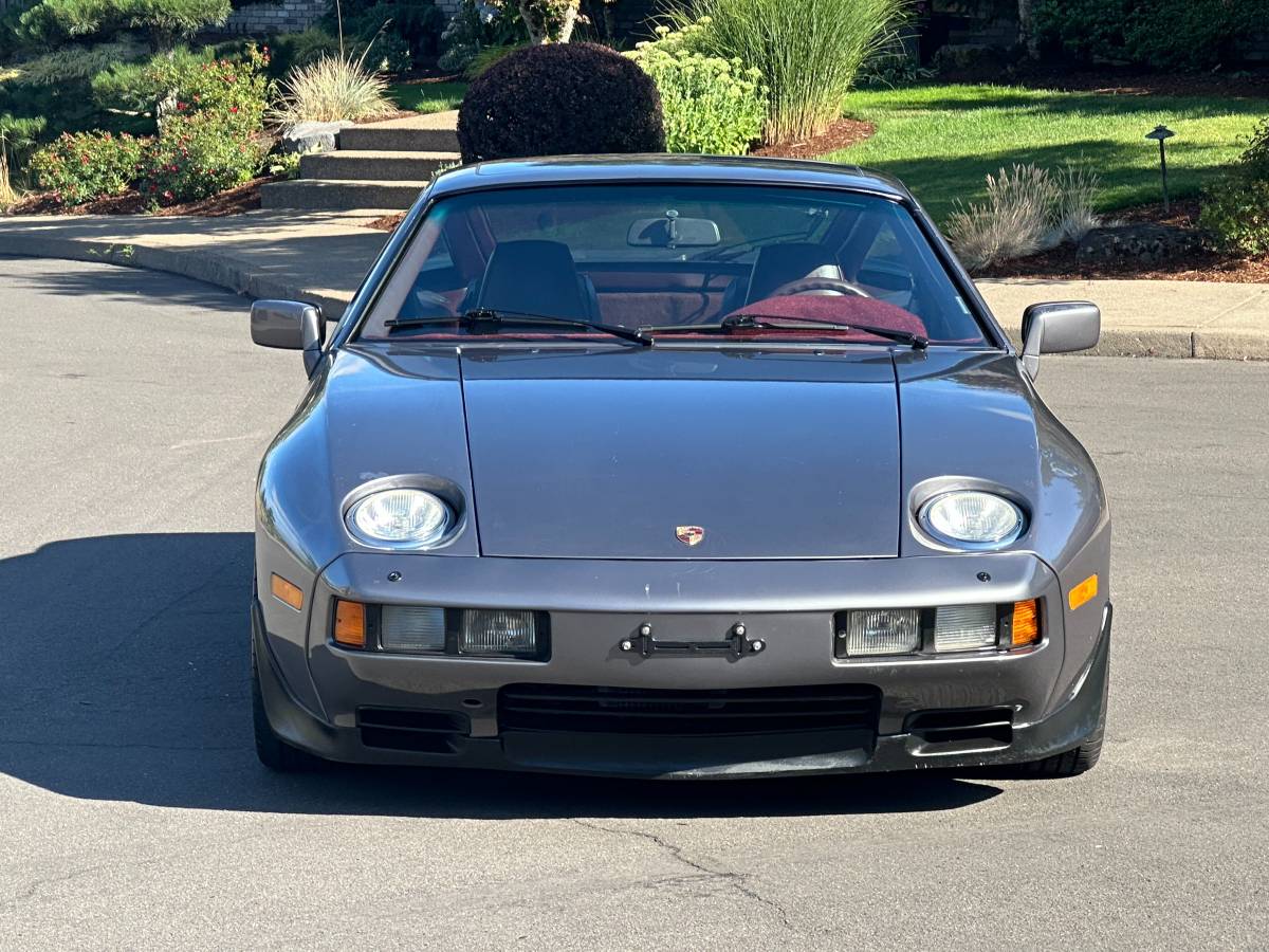 Porsche-928-1985-brown-2
