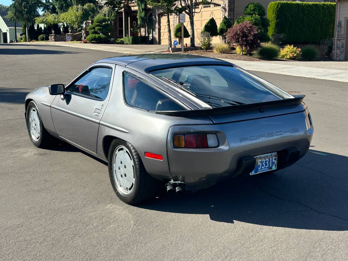 Porsche-928-1985-brown-6