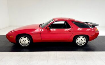 Porsche-928-1987-Guards-Red-Black-1