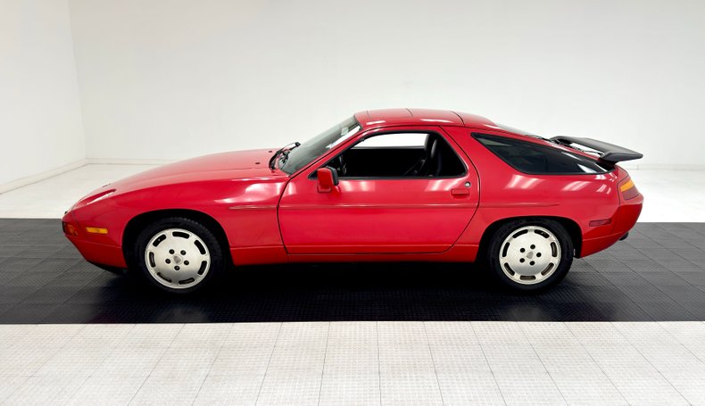 Porsche-928-1987-Guards-Red-Black-1
