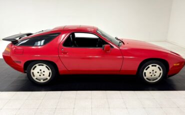 Porsche-928-1987-Guards-Red-Black-19