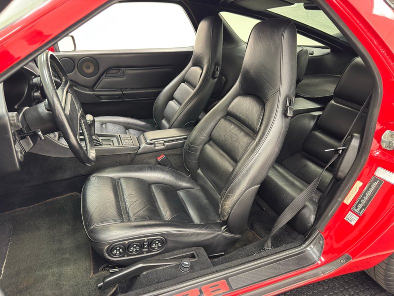 Porsche-928-1987-Guards-Red-Black-41