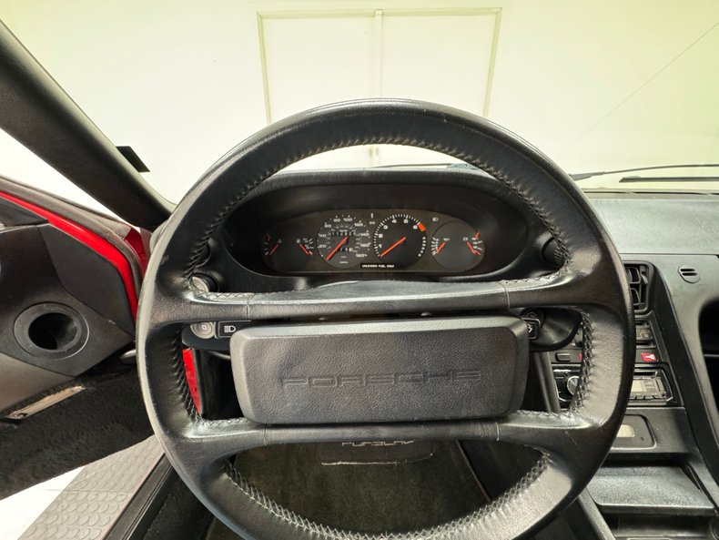 Porsche-928-1987-Guards-Red-Black-47