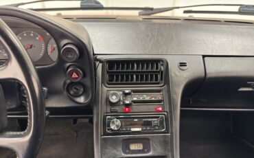 Porsche-928-1987-Guards-Red-Black-5