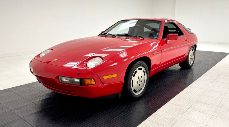 Porsche-928-1987-Guards-Red-Black