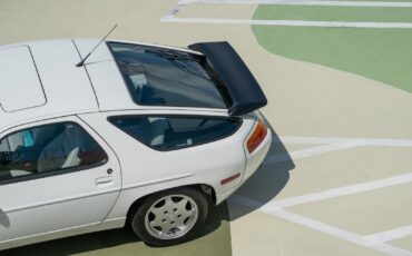 Porsche-928-1991-COUPE-2-DR-1