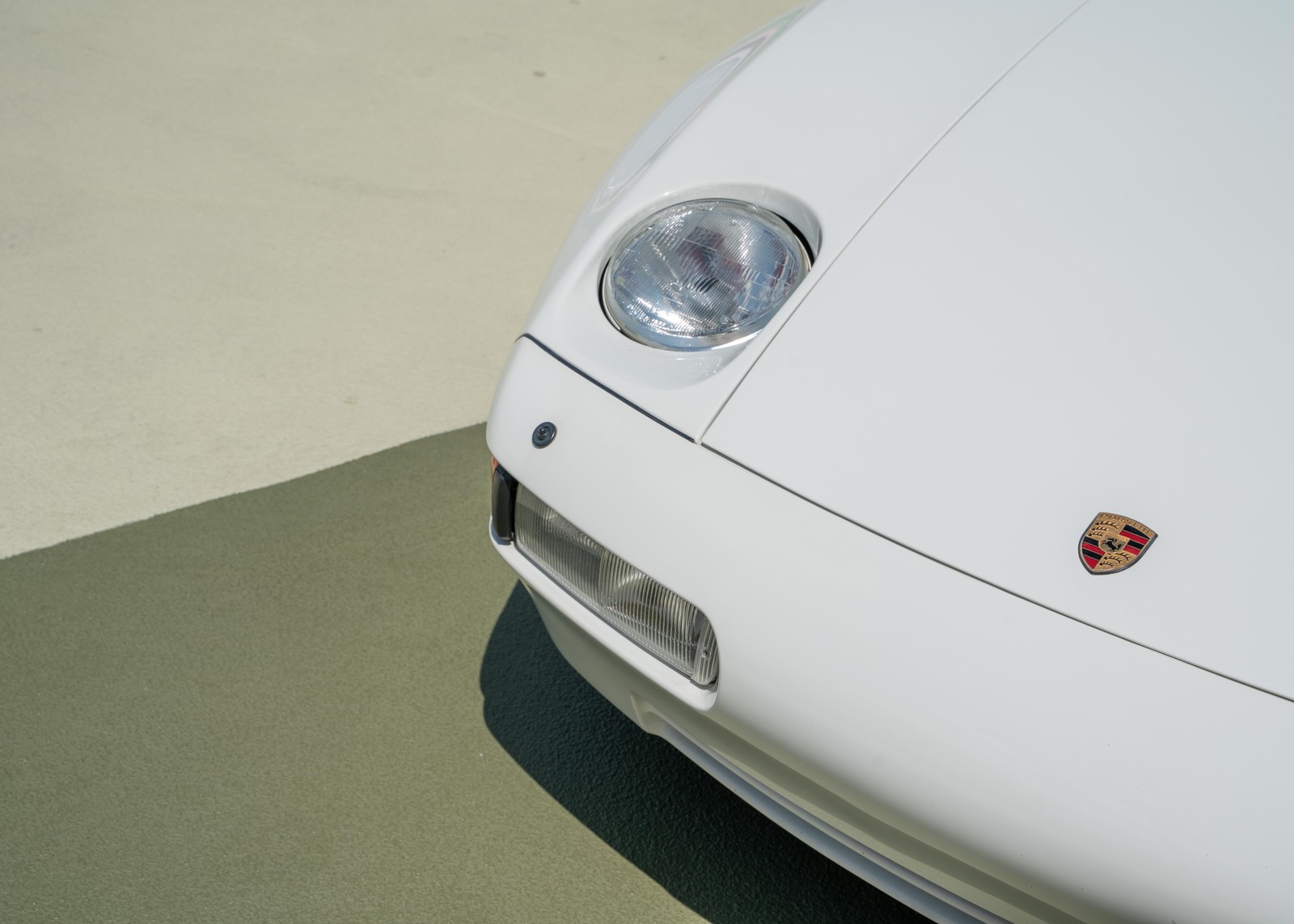 Porsche-928-1991-COUPE-2-DR-17