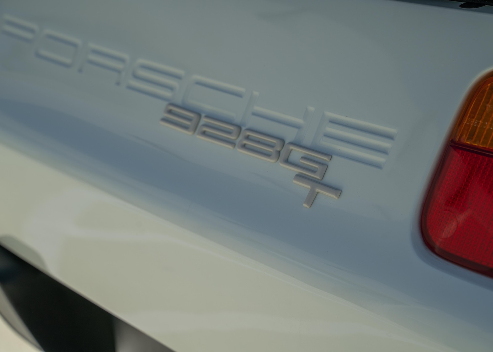 Porsche-928-1991-COUPE-2-DR-19