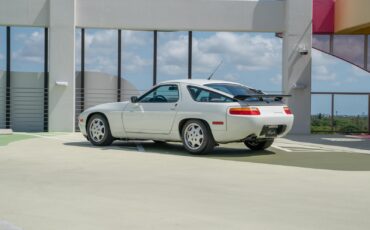 Porsche-928-1991-COUPE-2-DR-6