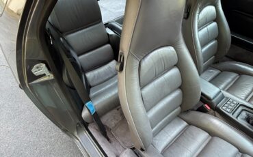 Porsche-928-1991-Coupe-13
