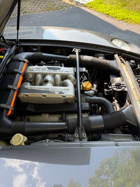 Porsche-928-1991-Coupe-22