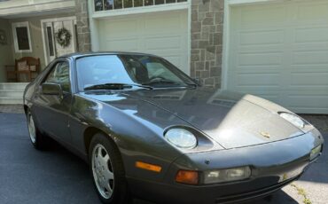 Porsche-928-1991-Coupe
